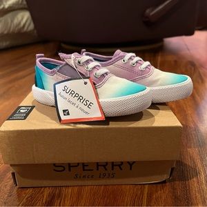 New Pier Wave Tennis Shoe Size 5.5(toddler)